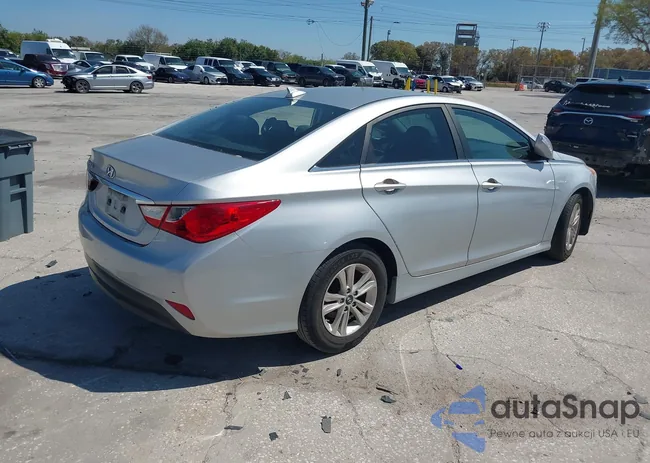 5NPEB4AC0EH906028: 38810782