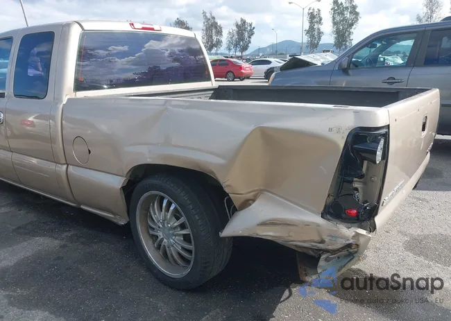 2GCEC19V141146824: 38811873