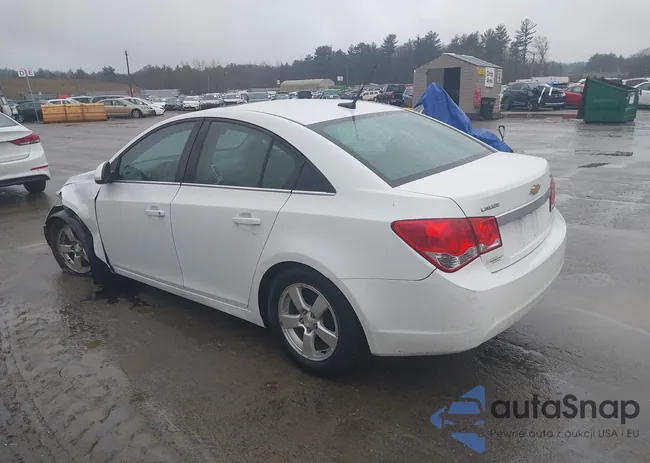 1G1PC5SB7E7203928: 38819390