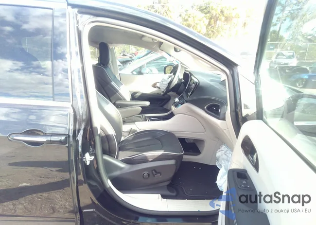 2C4RC1S77PR506603: 38821018