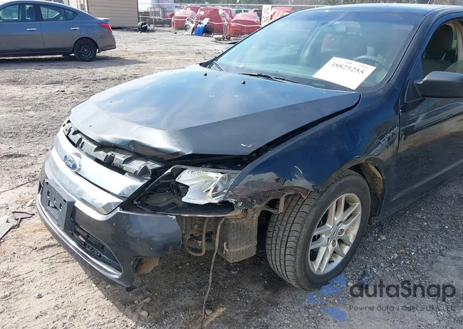 3FAHP0GA2CR128389: 38825255