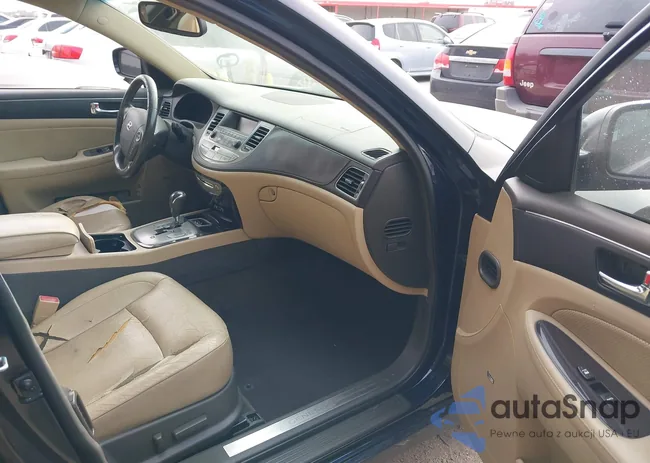 KMHGC46E79U022773: 38826870