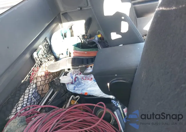 1FTYR14E29PA59074: 38827634