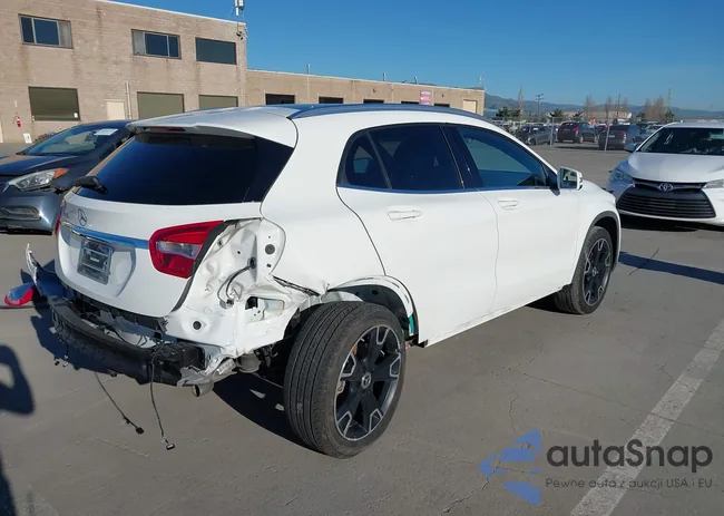 WDCTG4EB0LU027507: 38827118