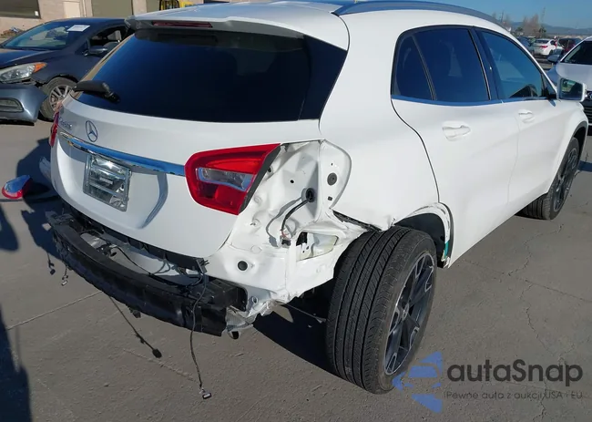 WDCTG4EB0LU027507: 38827118