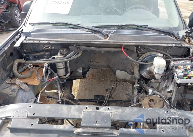 1GNFC13C17R323757: 38832846