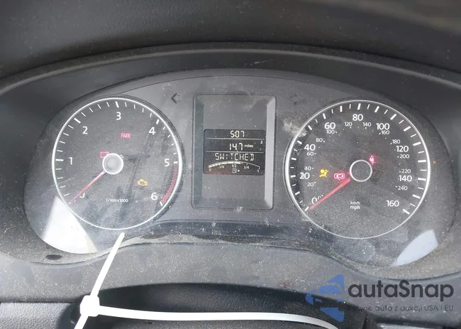 3VW3L7AJ6EM442853: 38840600