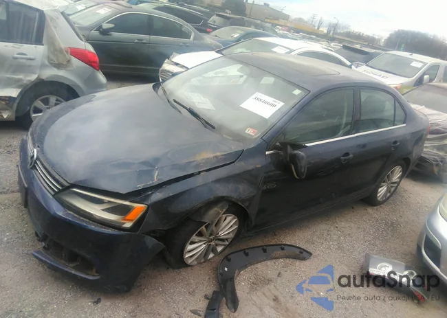 3VW3L7AJ6EM442853: 38840600