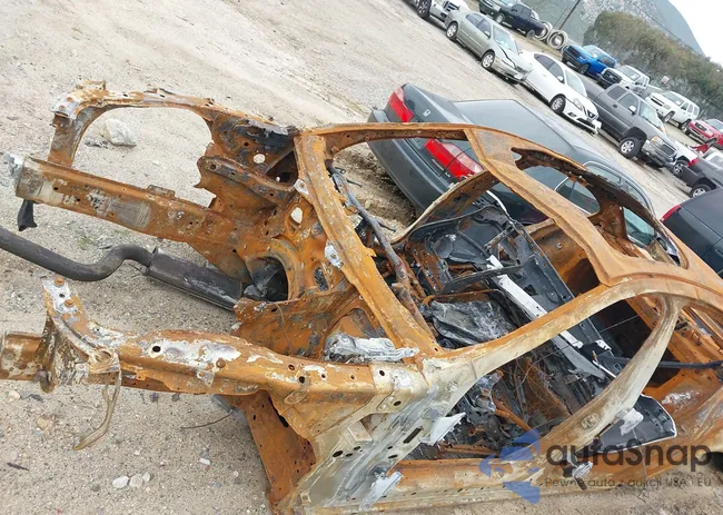 WBAXG5C52CDY29550: 38841923