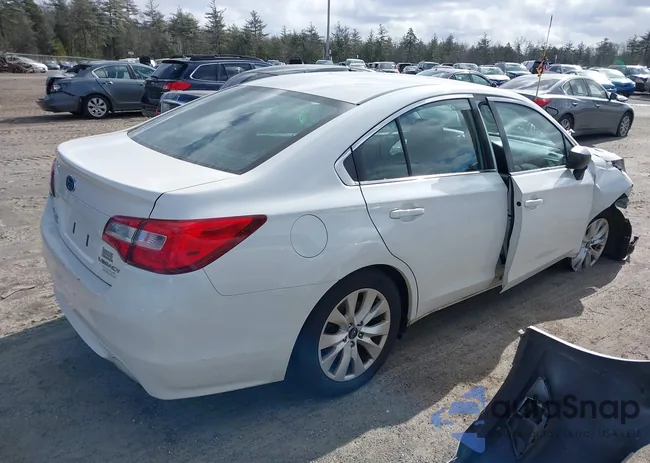 4S3BNAB61H3011813: 38854640