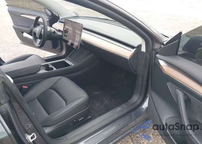 5YJ3E1EA0PF677082: 38863348