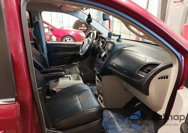 2C4RC1BG8ER402392: 38868757