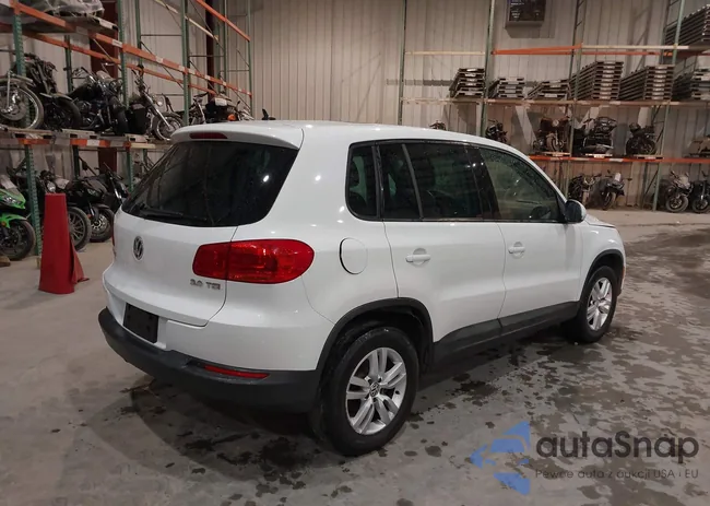 WVGAV7AX6CW603123: 38872763