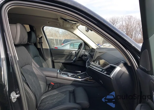 5UX23EM09R9U39549: 38884495