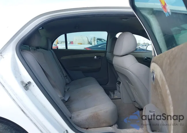 1G1ZA5E04AF105688: 38887552