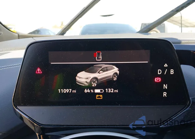 1V25MPE84PC015805: 38892859