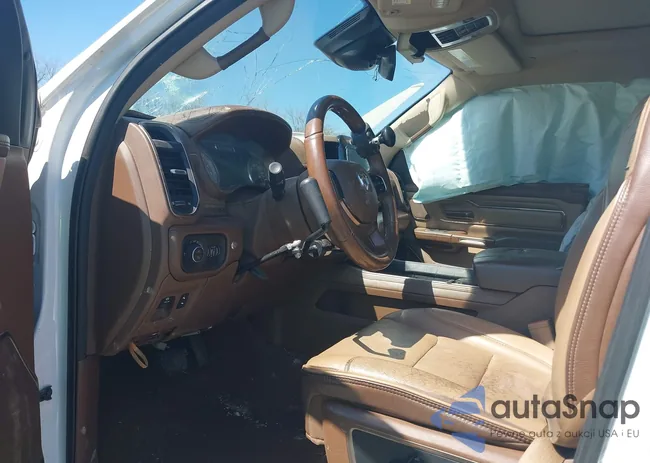 1C6SRFKT3KN595190: 38897906