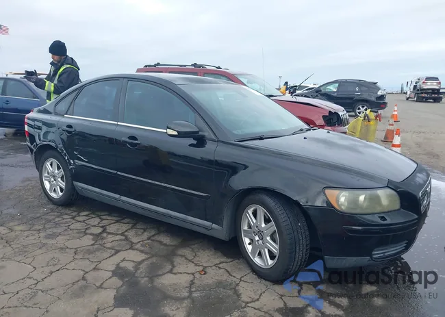 YV1MS382352091743: 38899016