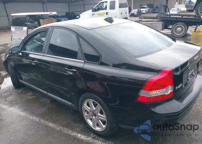 YV1MS382352091743: 38899016