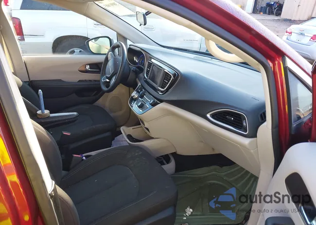 2C4RC1CG8NR103659: 38901683