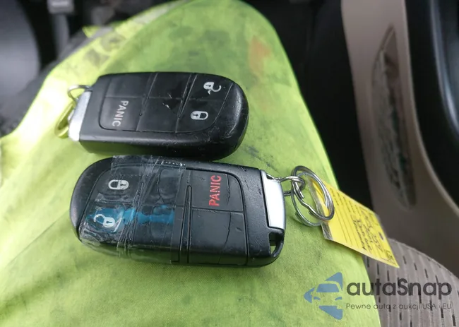 3C4PDCBG5ET178026: 38903738