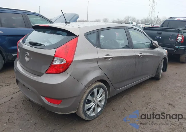 KMHCU5AE3EU161592: 38906656