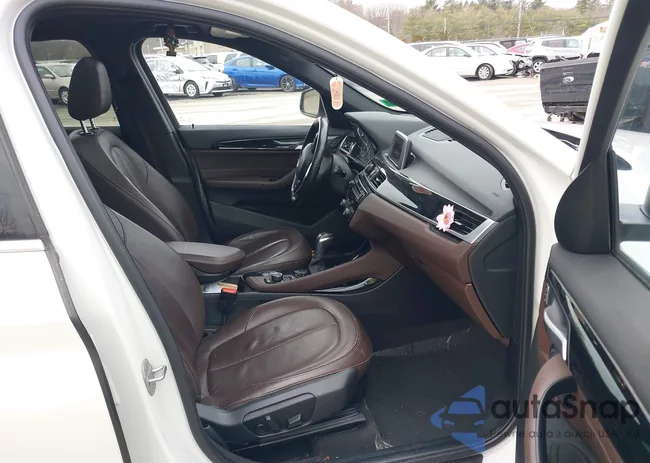 WBXHT3C32G5F66925: 38911358