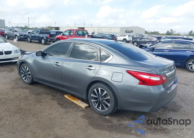 1N4AL3AP7HC118765: 38913655