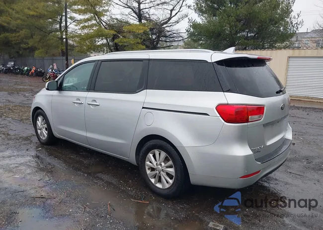 KNDMB5C12G6095830: 38914675