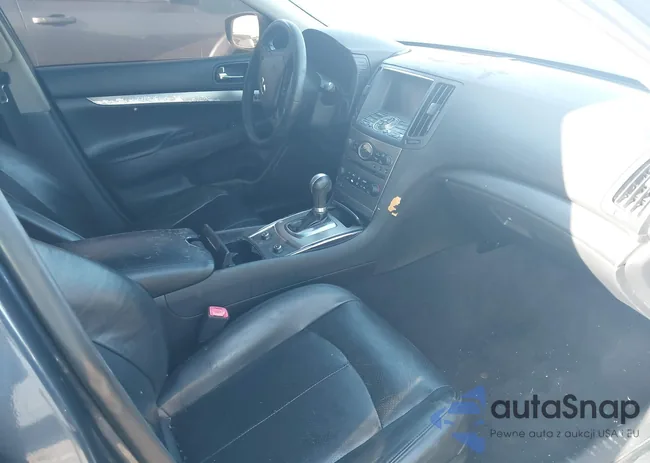 JN1CV6AP6CM621367: 39917556