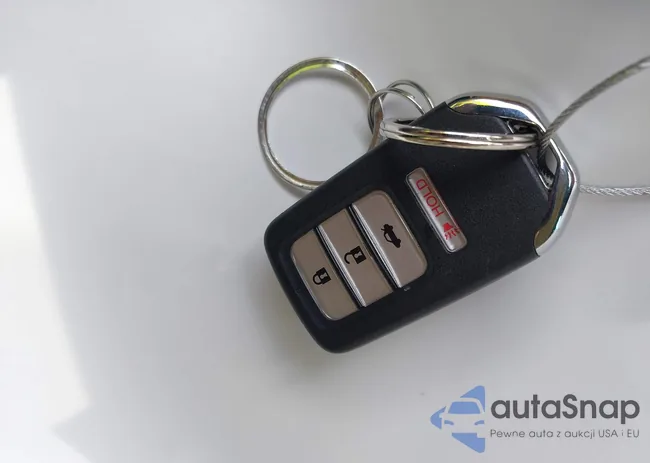 1HGCR2F85DA244725: 39918810