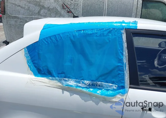 KMHCM36CX7U002776: 39923014