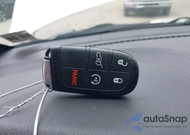 1C4RJFDJ0KC718904: 39923252