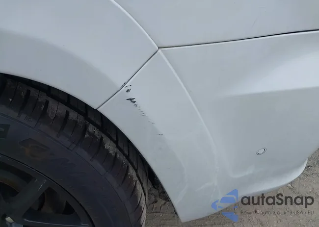 1C4RJFDJ0KC718904: 39923252