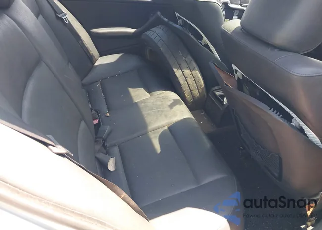 WBAET37423NJ31734: 39924605