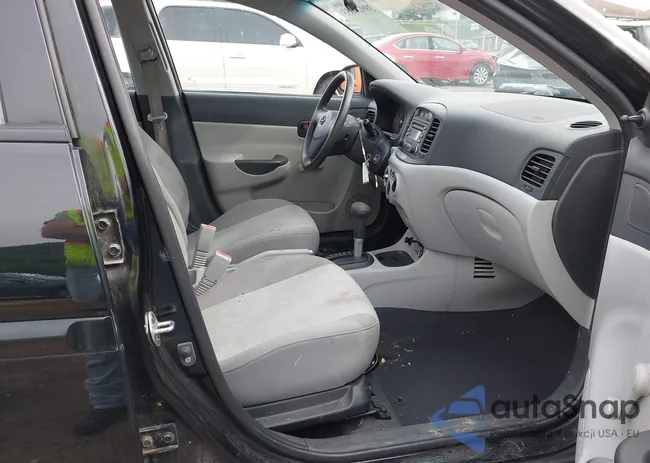 KMHCN46C18U219203: 39924653