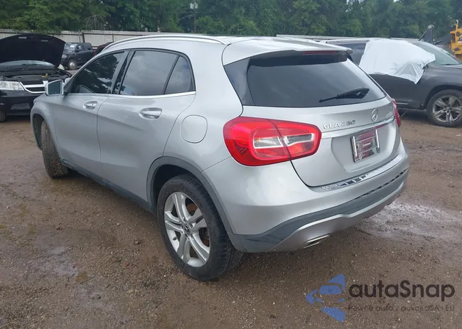 WDCTG4EB4JJ398359: 39926408