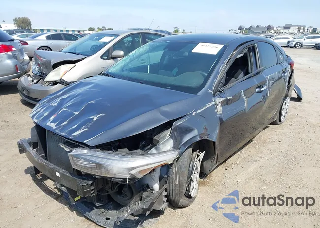 3KPF24AD0PE685616: 39927256