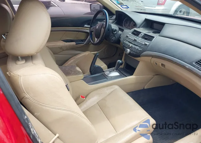 1HGCS2B88AA005305: 39928098