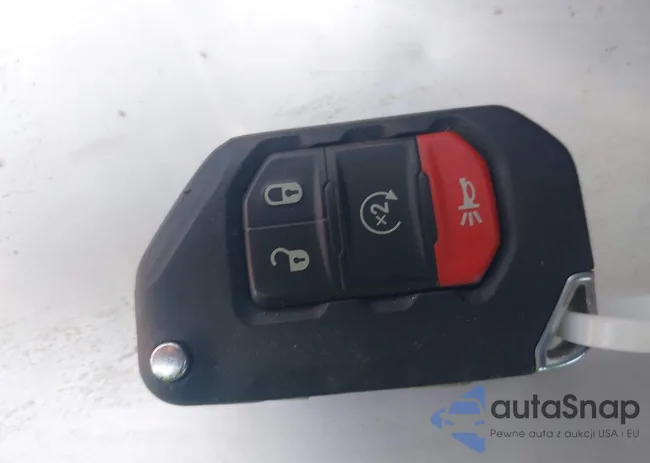 1C4JJXP63PW524366: 39930907