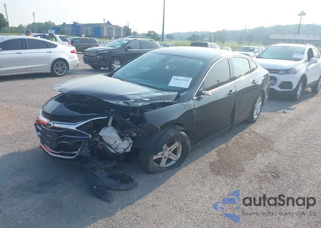 1G1ZB5ST4NF213973: 39933331