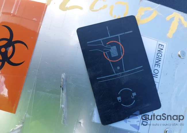 5YJ3E1EA8MF100733: 39934919