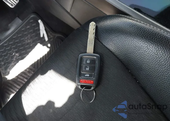 1HGCR2F58GA245877: 39934245