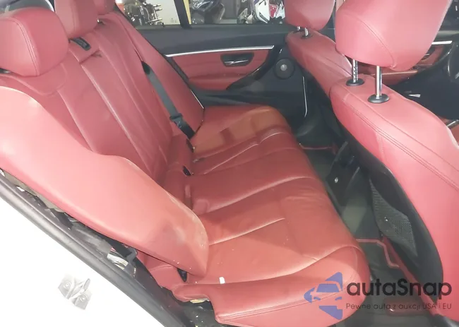 WBA8B7G55JNU94901: 39935530