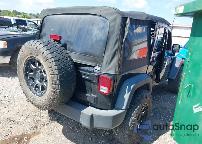 1C4BJWDG1FL589101: 39938456