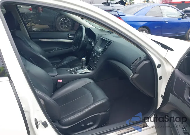 JN1CV6AR9DM765420: 39941932