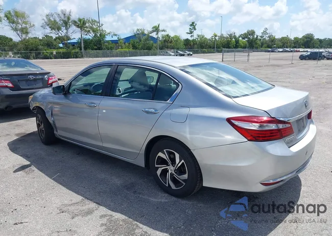 1HGCR2F38HA246267: 39943184