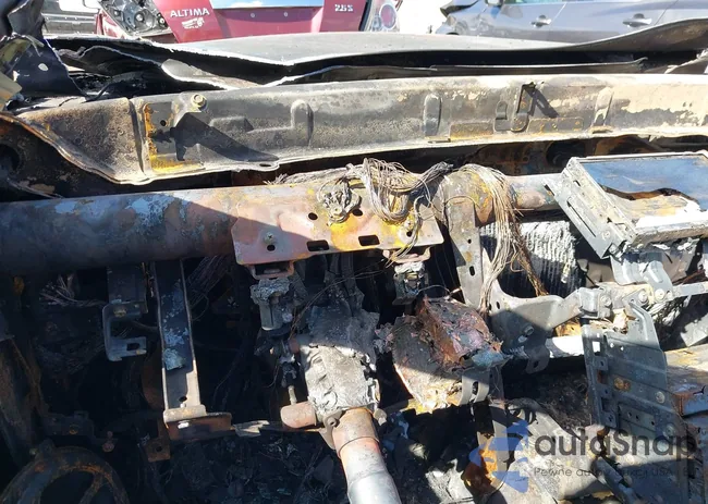 JN1EV7EL8HM550279: 39944601