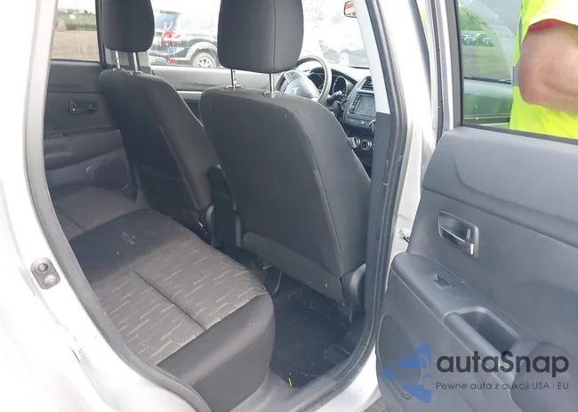 JA4ARUAU8RU007555: 39946842