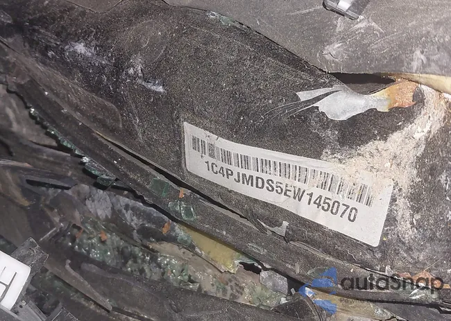 1C4PJMDS5EW145070: 39957813